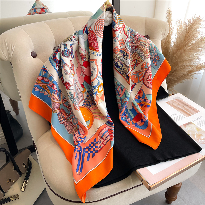 Pañuelo de Seda Cuadrado con E - Scarf Silk Square reseña y precio