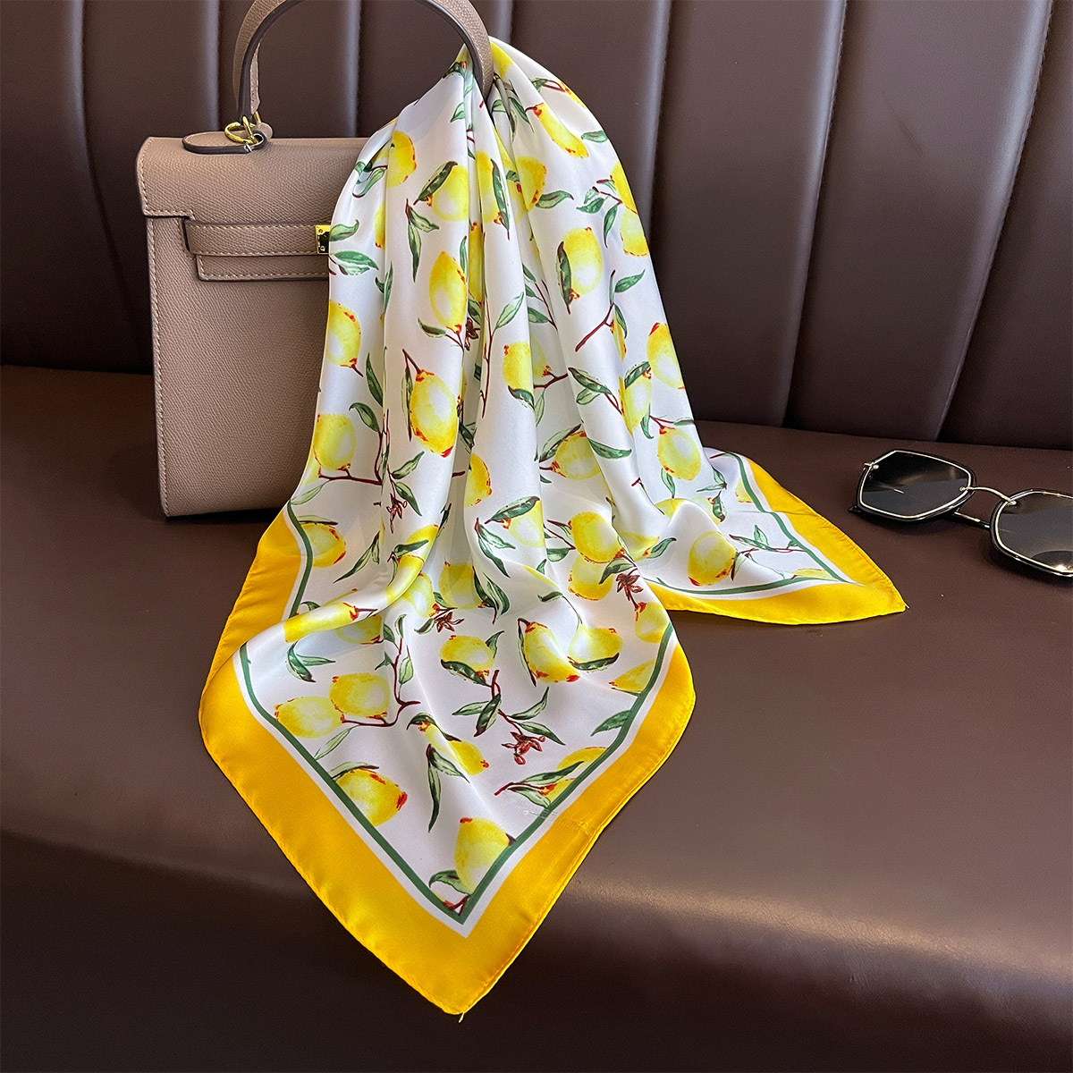 2025 nueva bufanda de seda cua - Scarf Silk Square reseña y precio
