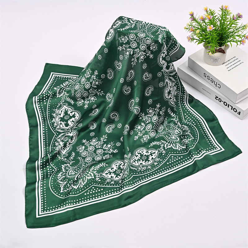 Pañuelos de satén cuadrados Sy - Scarf Silk Square reseña y precio
